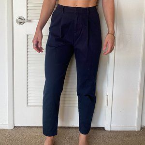 Uniqlo Pleated Tapered Leg Chino Pant